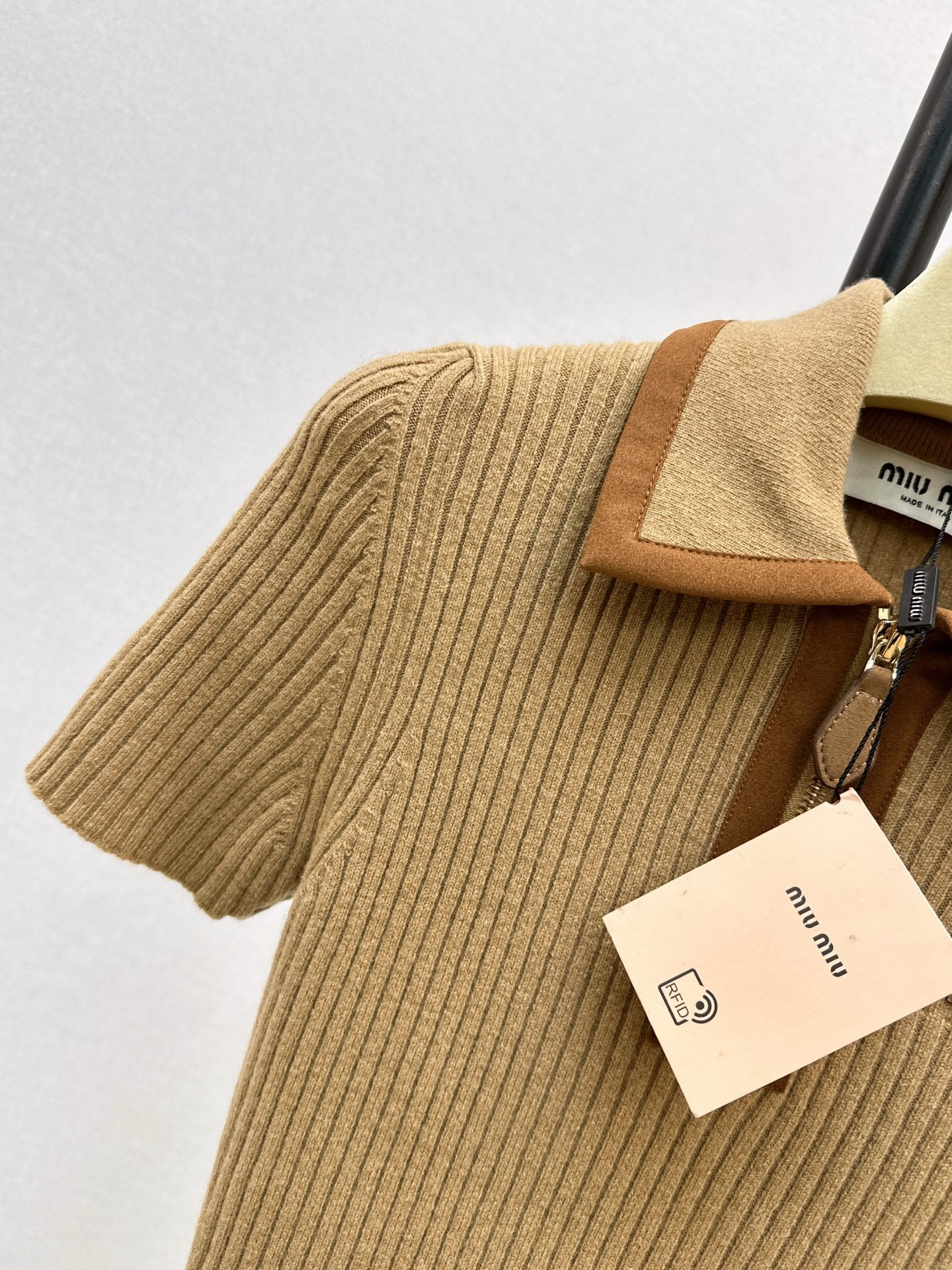 Miu NEW knitted sweater