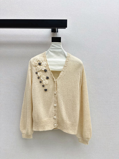 Chan NEW V-neck cardigan