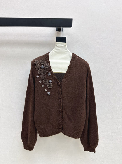 Chan NEW V-neck cardigan