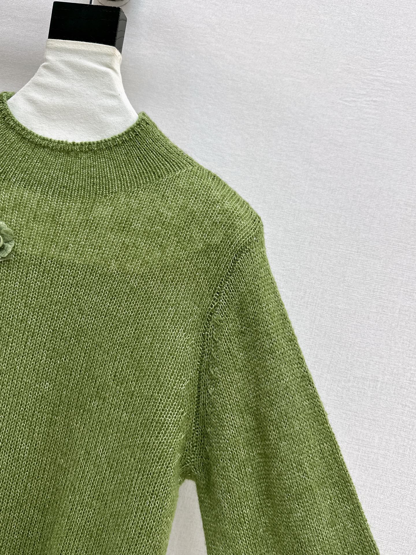 Chan NEW floral sweater