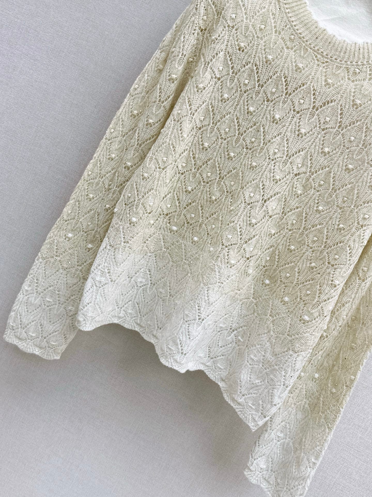 Chan NEW Crew neck sweater