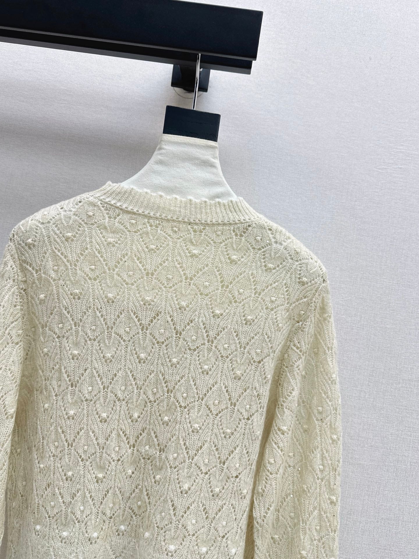 Chan NEW Crew neck sweater