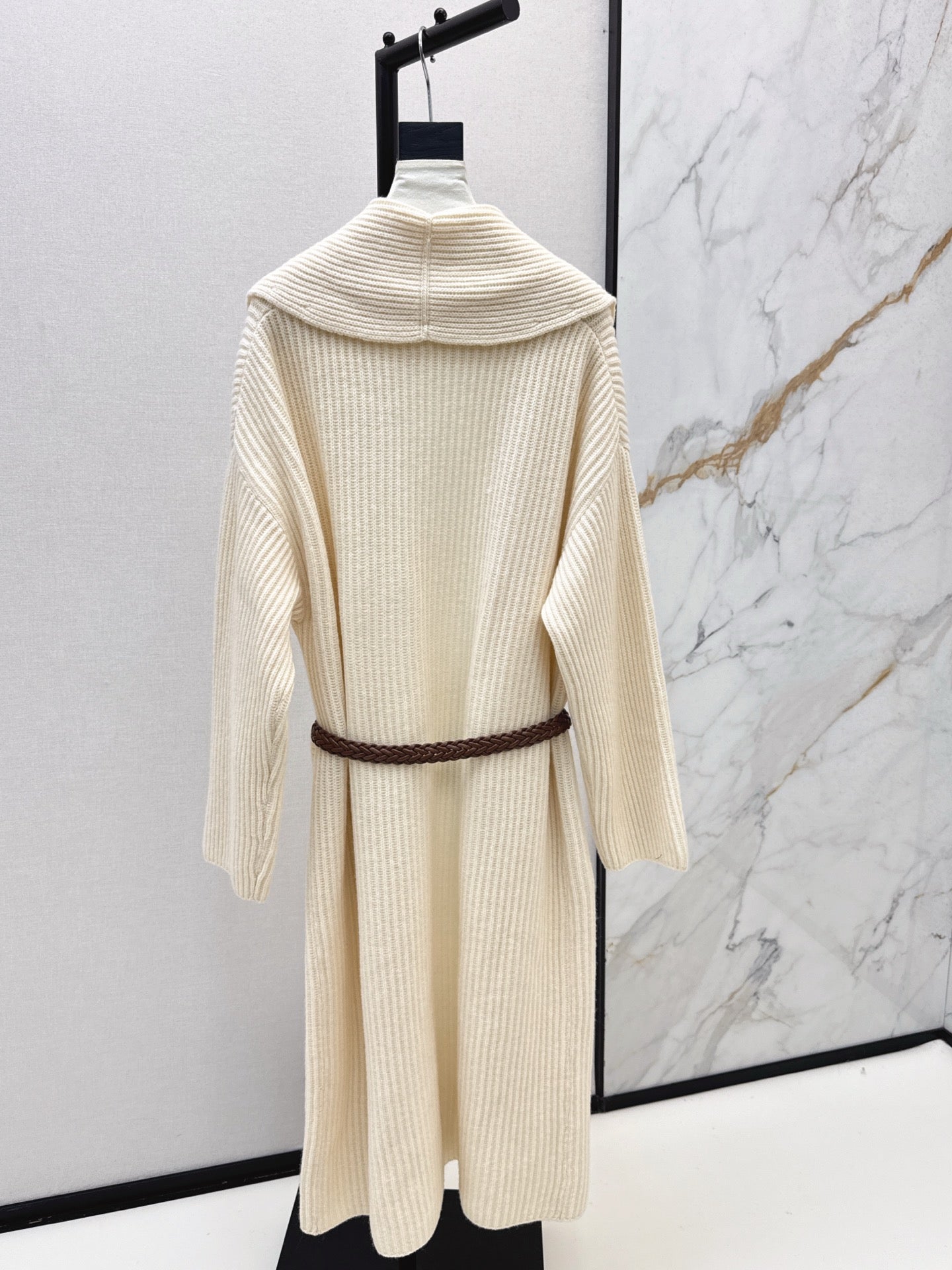 Brune NEW knitted coat