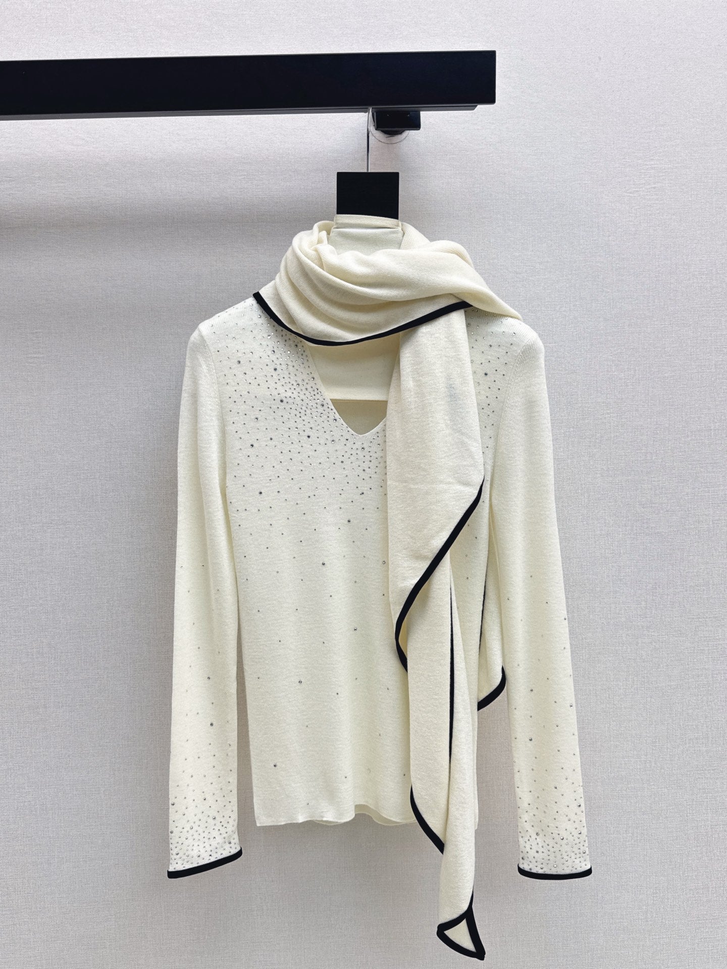 Burne NEW Cape sweatshirt set