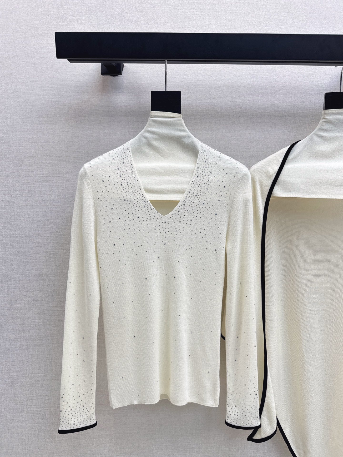 Burne NEW Cape sweatshirt set