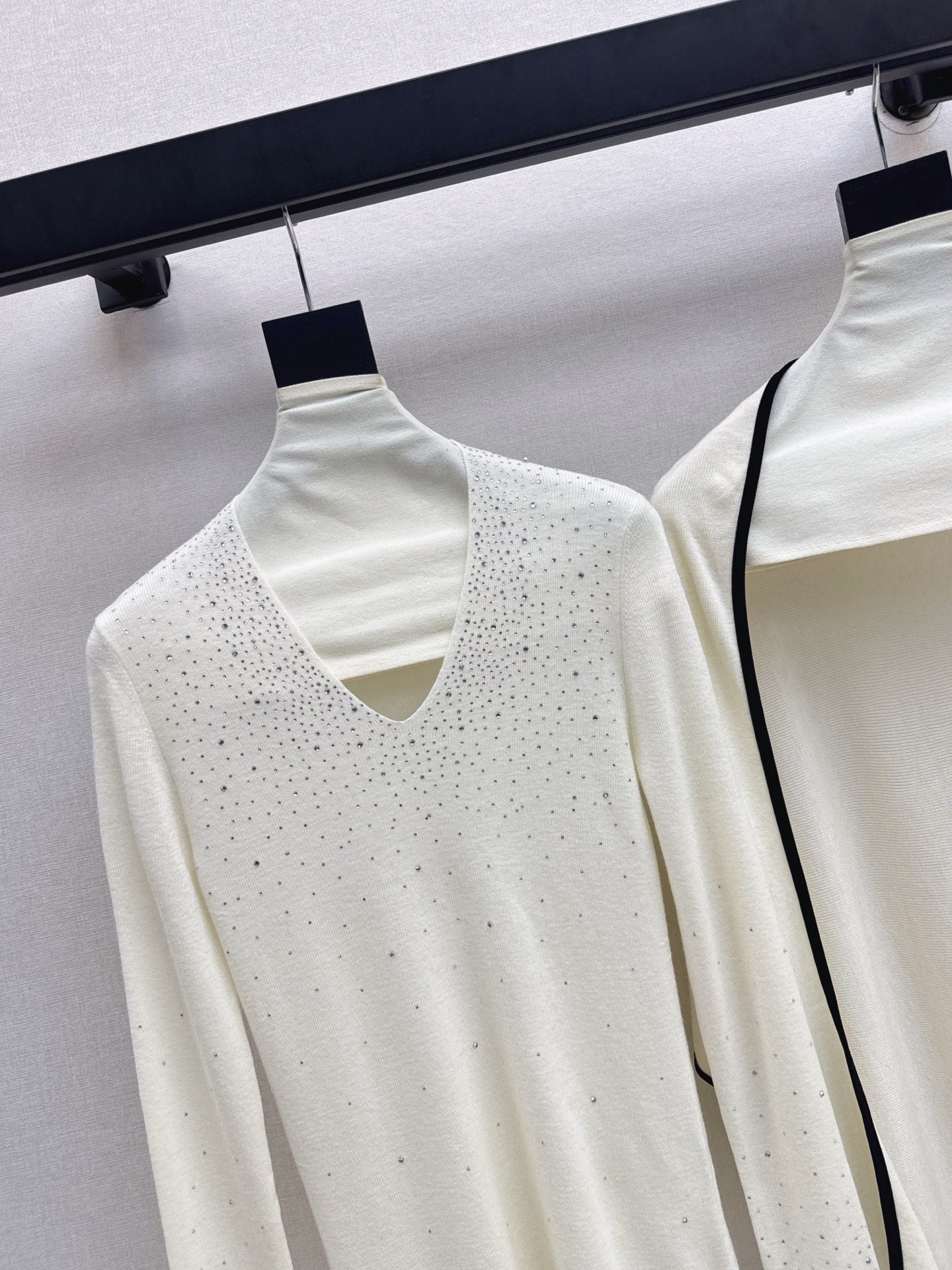 Burne NEW Cape sweatshirt set