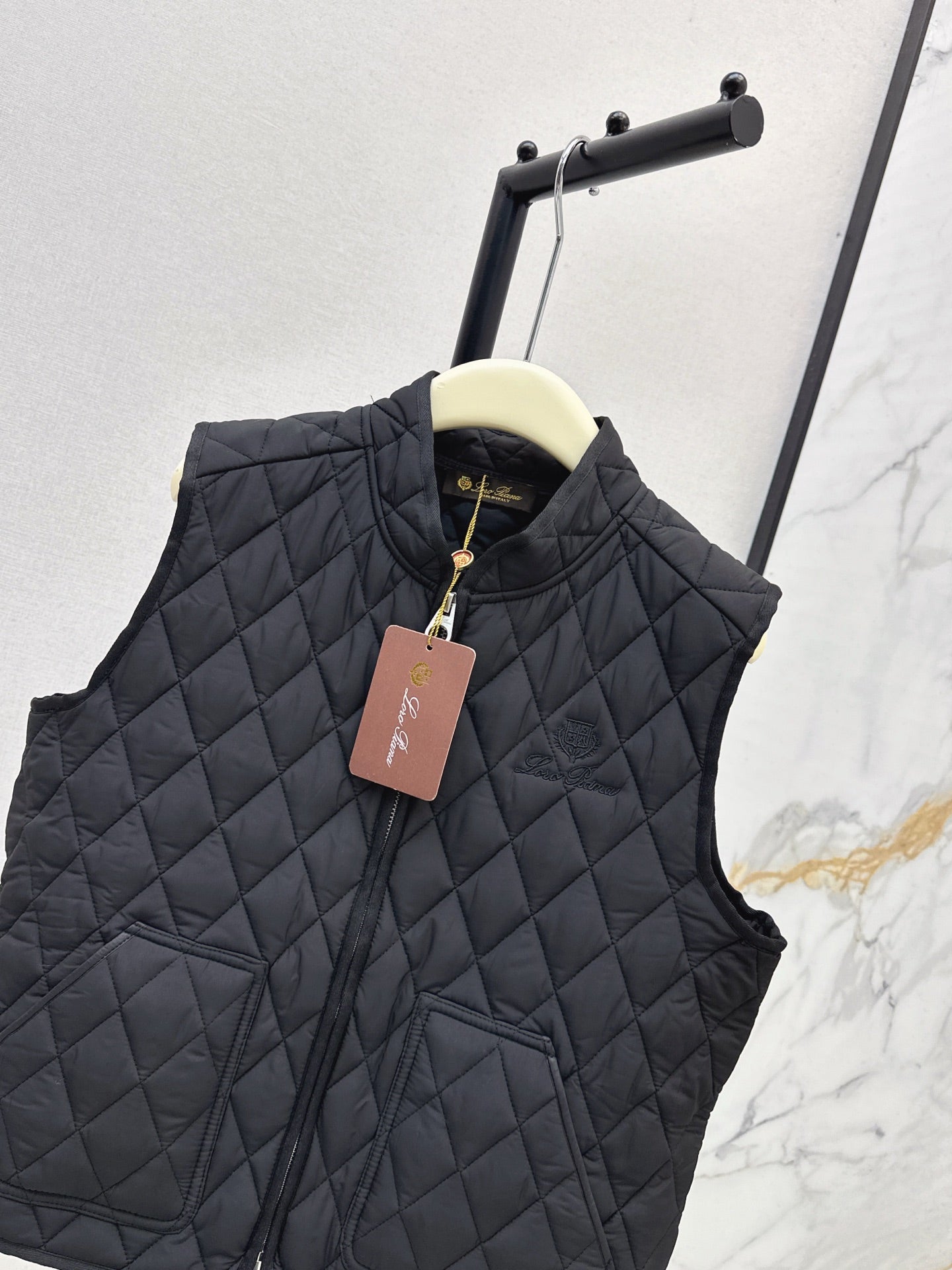 Loro NEW Padded vest
