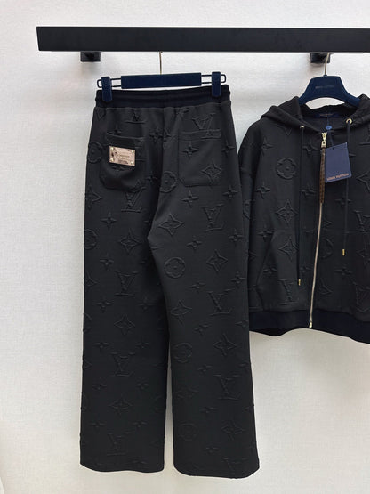 Louis NEW sports suit