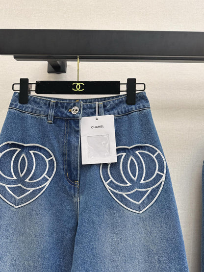 Chan NEW flared jeans