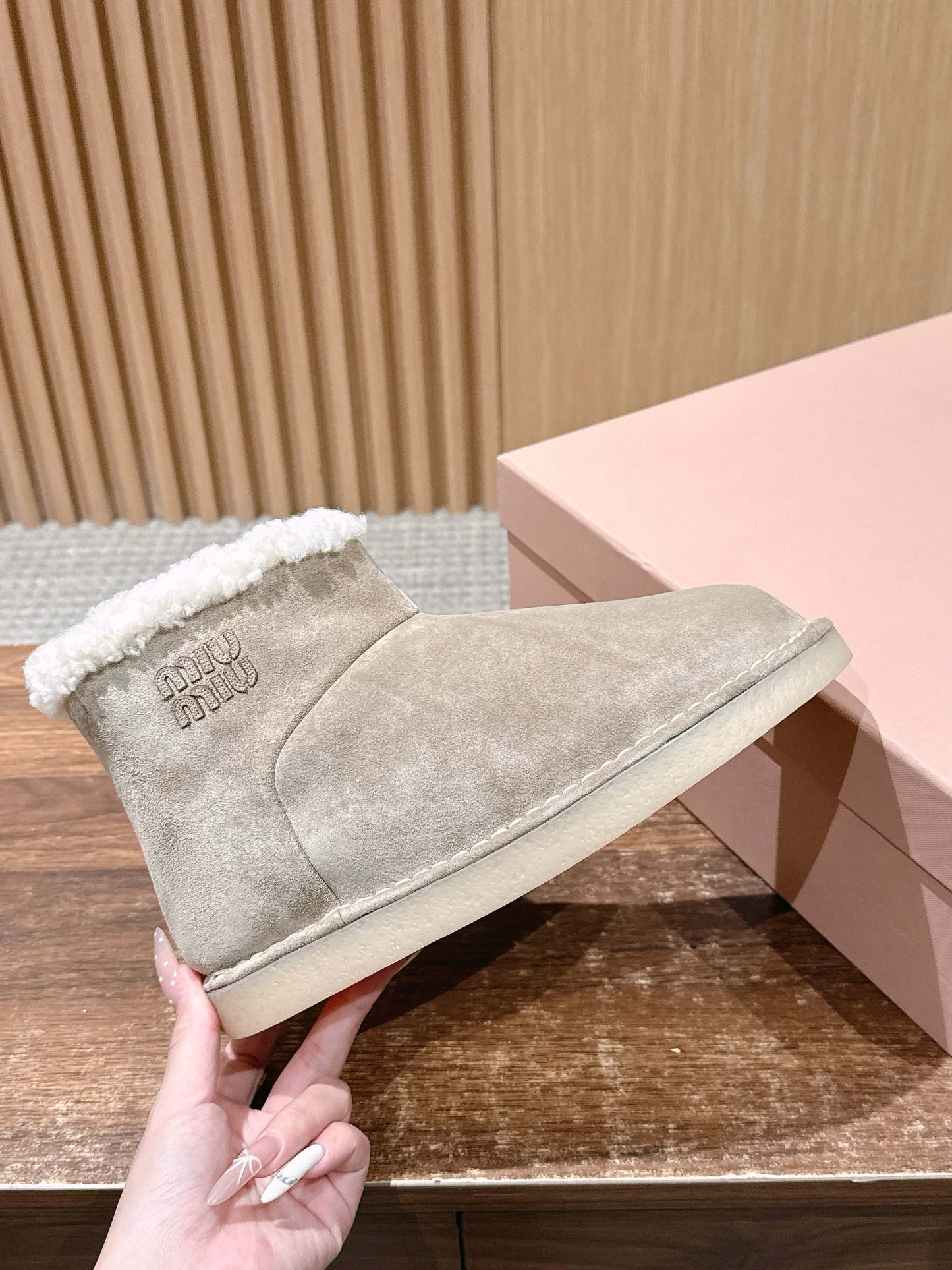 Miu Classic Snow Boots