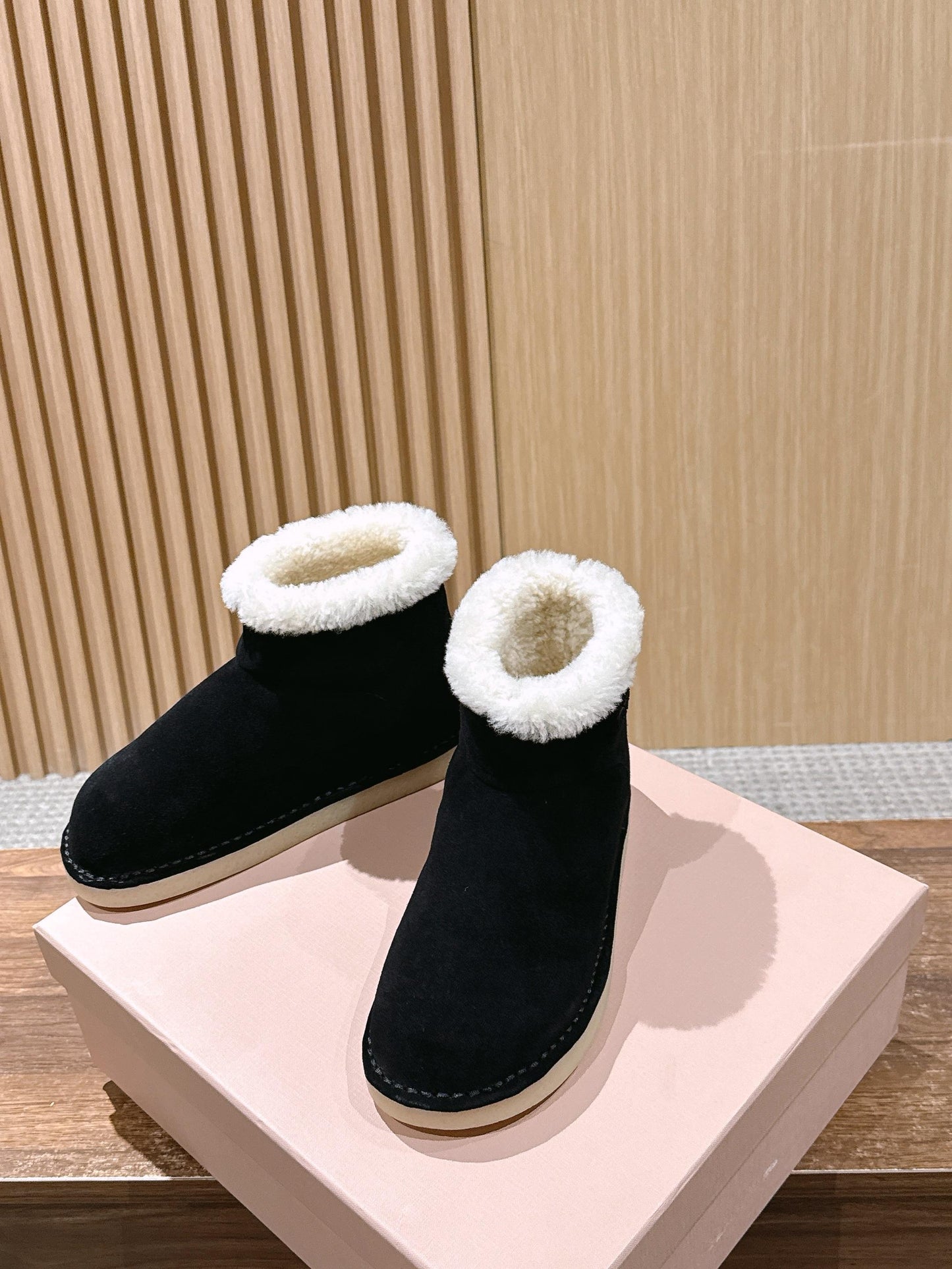 Miu Classic Snow Boots