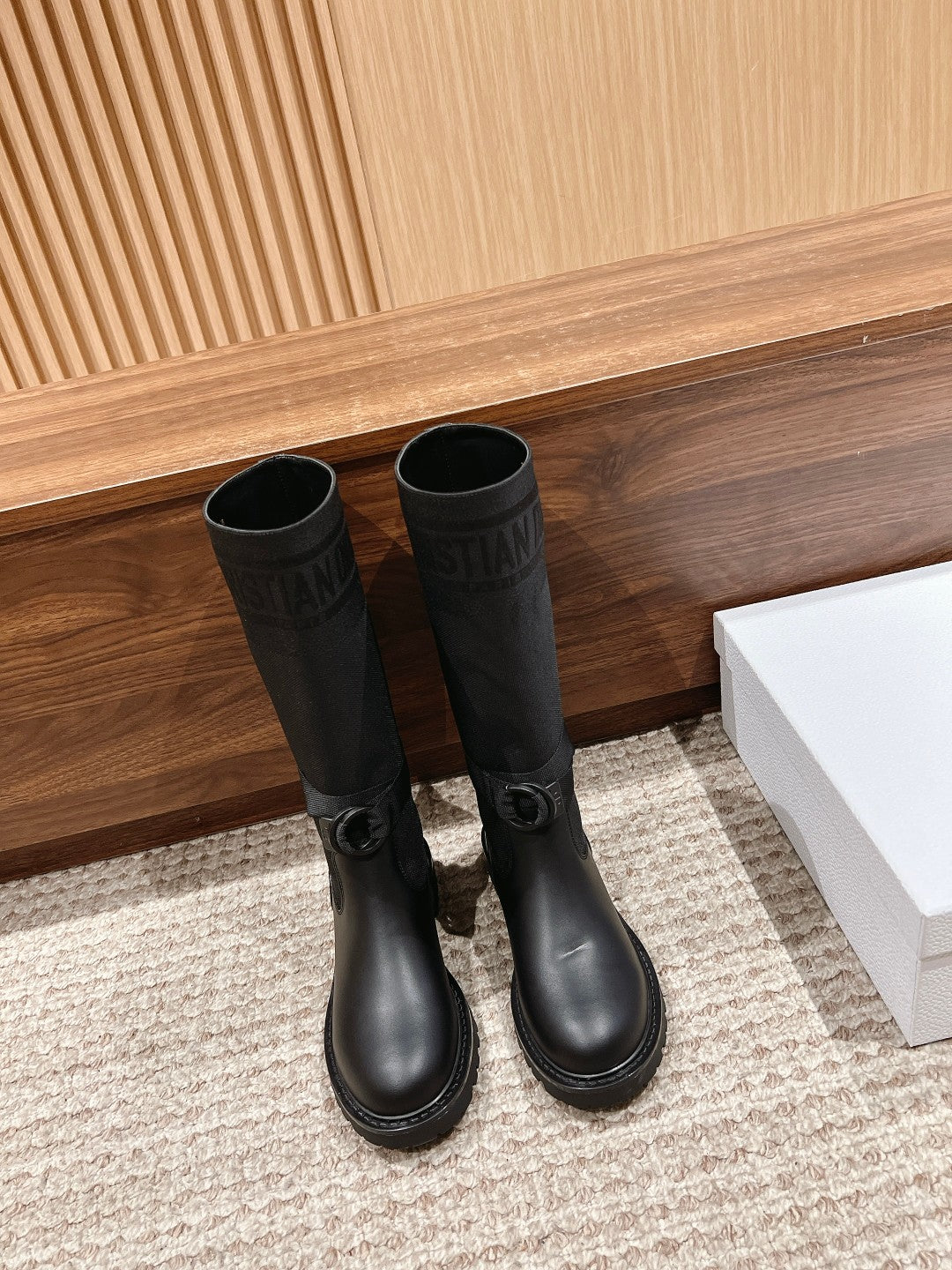 CD NEW Classic Knight Boots