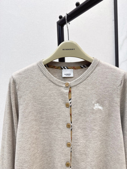 Bur NEW knitted cardigan