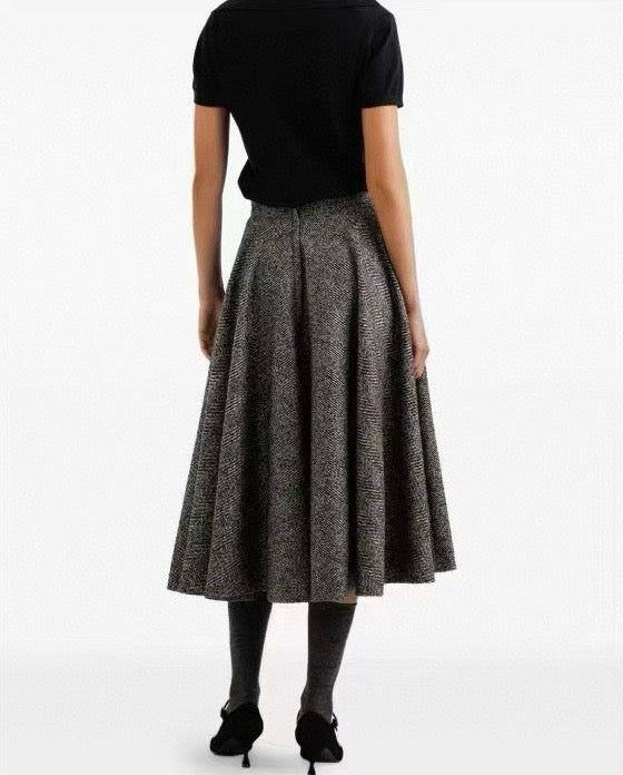 Dolc NEW wool skirt