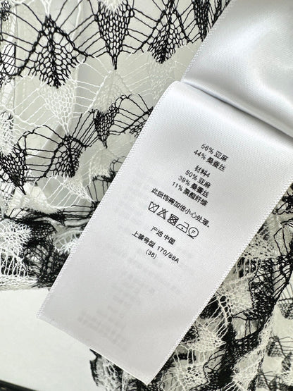 CD NEW Lace sleeveless shirt