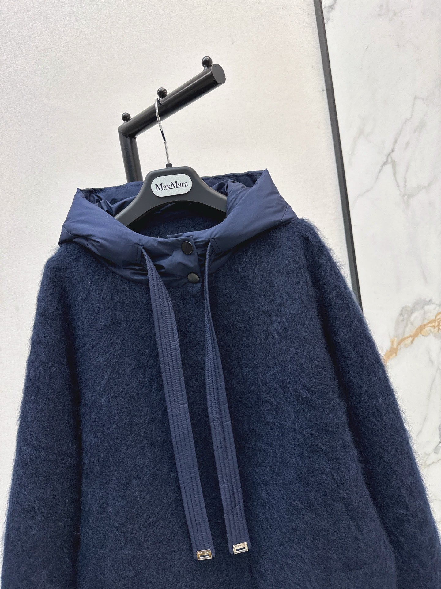 Max NEW hooded jacket