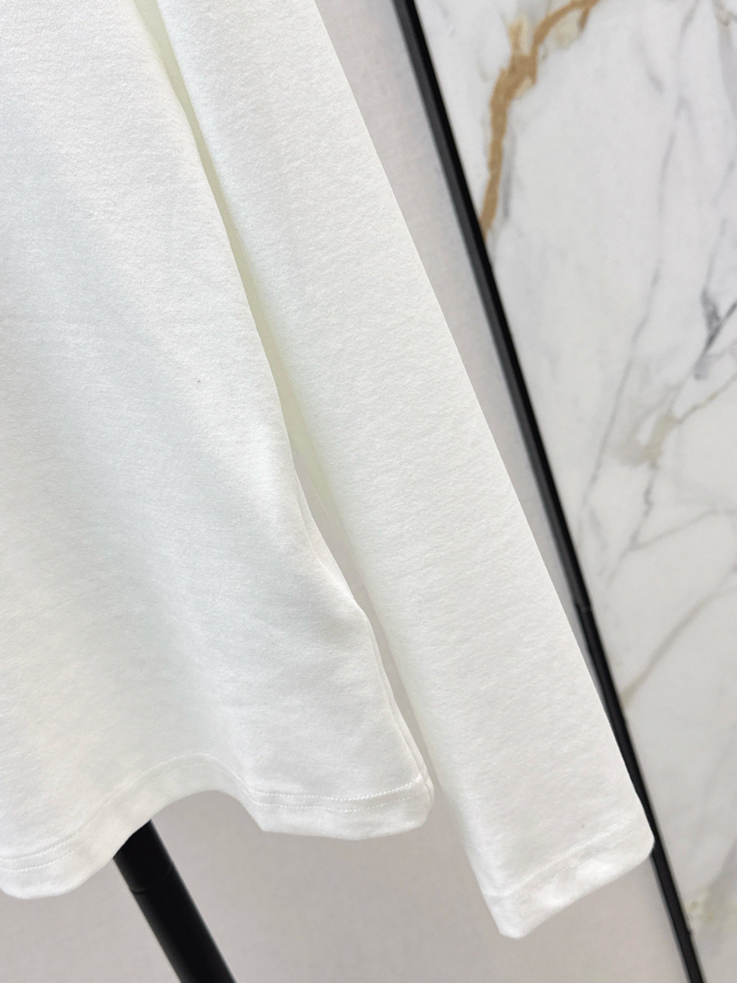 Louis NEW bottoming shirt