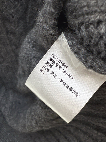 Loe NEW wool sweater