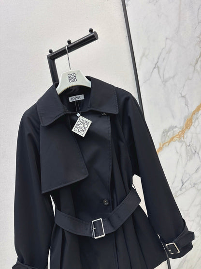 Loe NEW windbreaker jacket