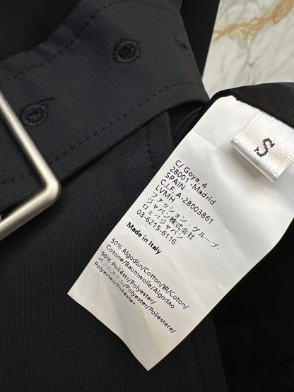 Loe NEW windbreaker jacket