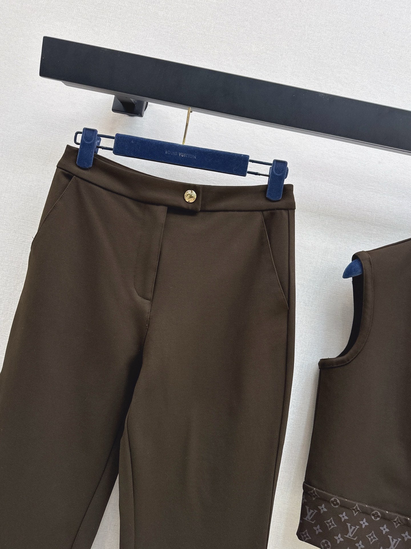 Louis NEW Vest and cropped trousers set