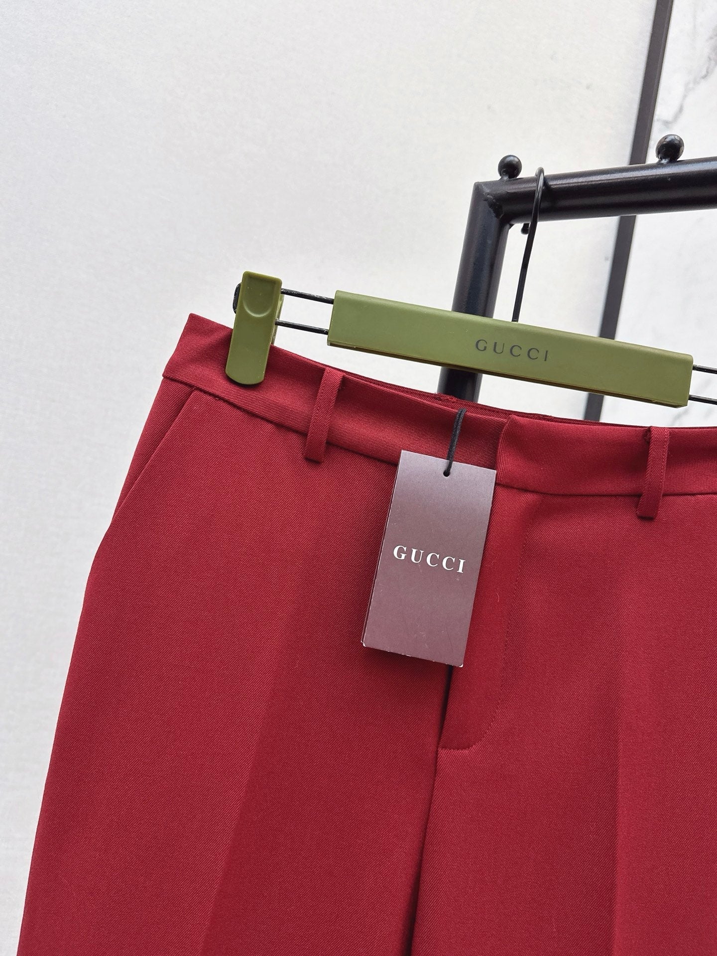 Guc NEW Straight pants