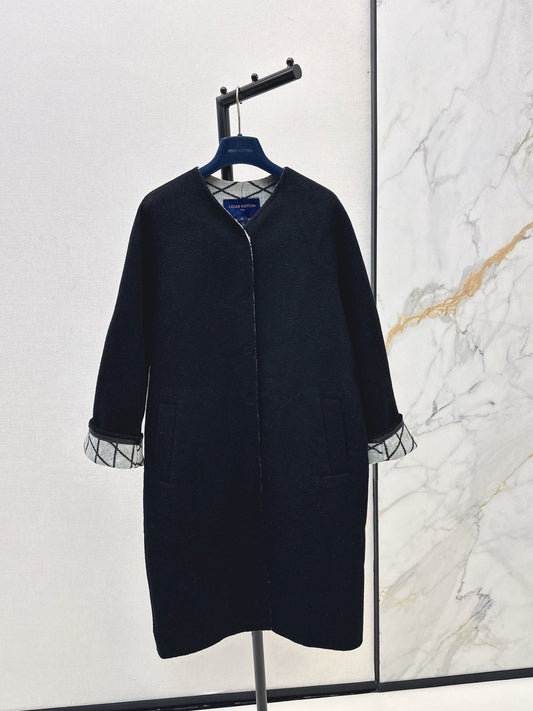 Louis NEW vwool coat