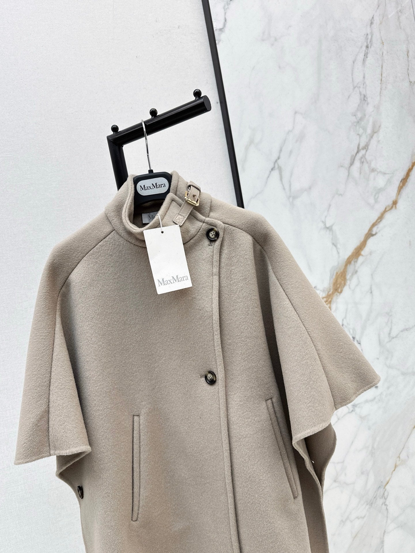 Max NEW woolen cape coat