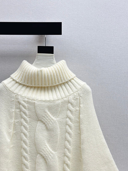 Fend NEW Turtleneck sweater