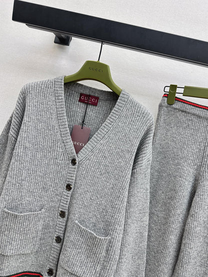 Guc NEW knitted suit