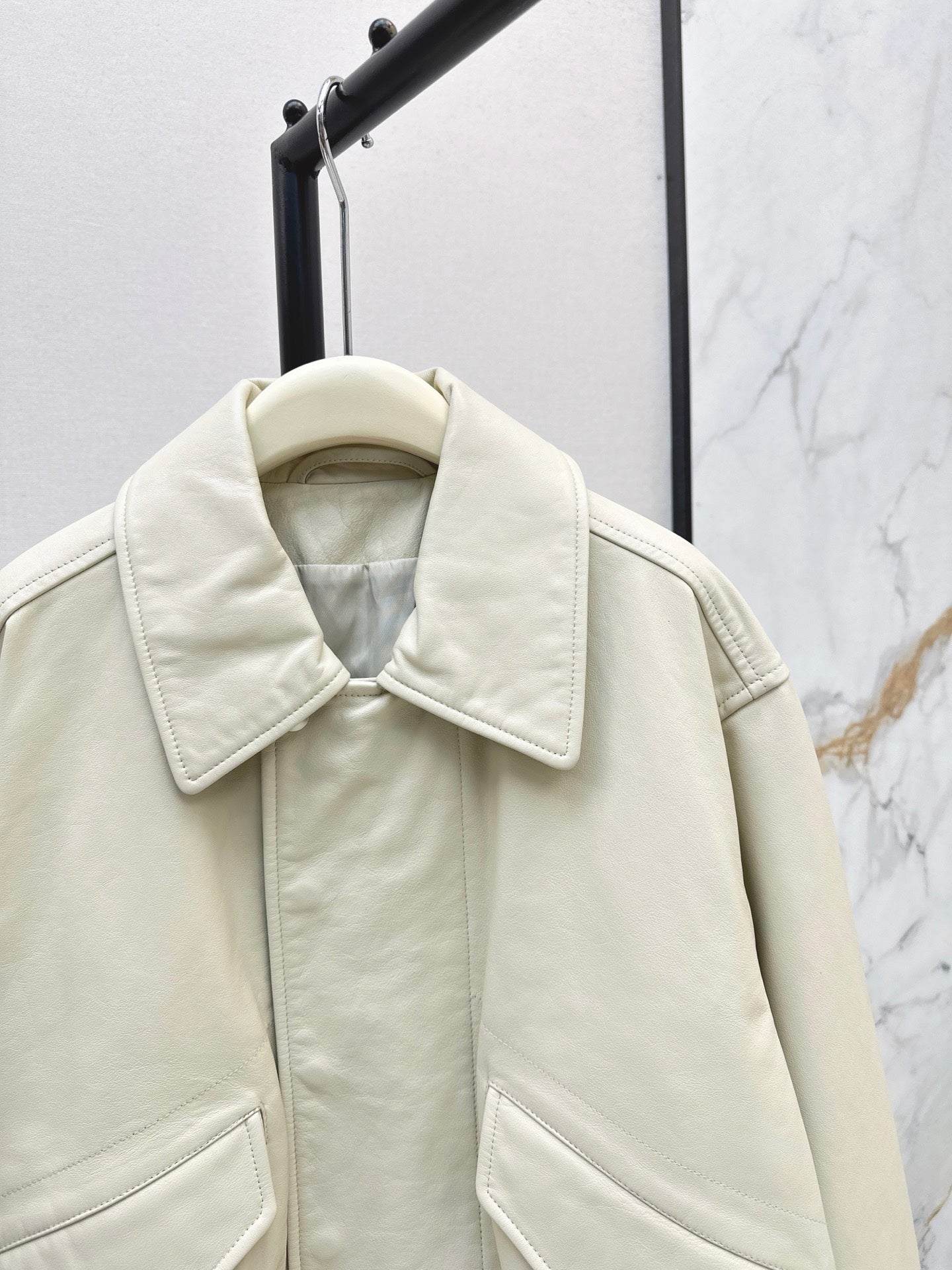 Lm NEW genuine leather jacket