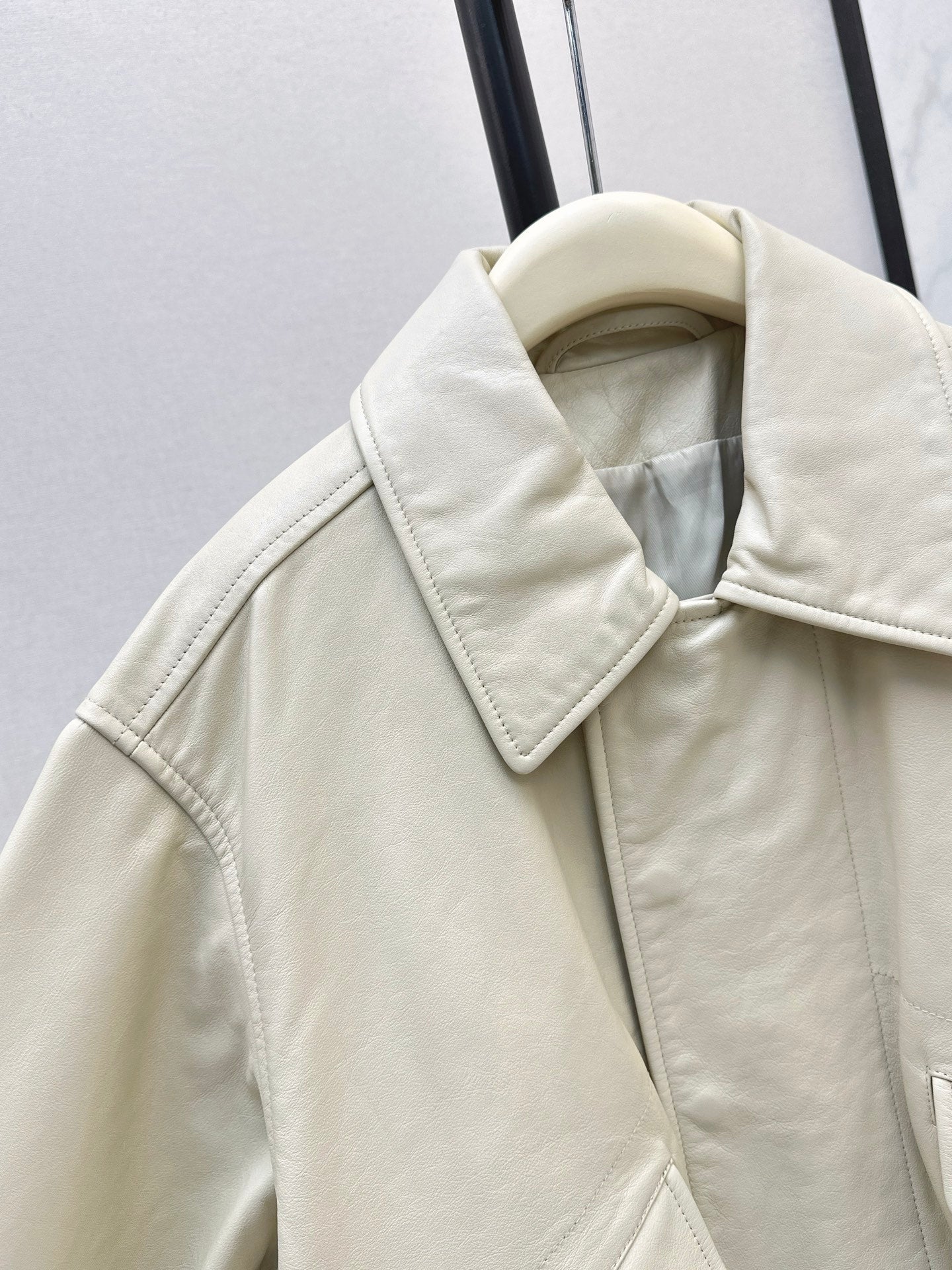 Lm NEW genuine leather jacket