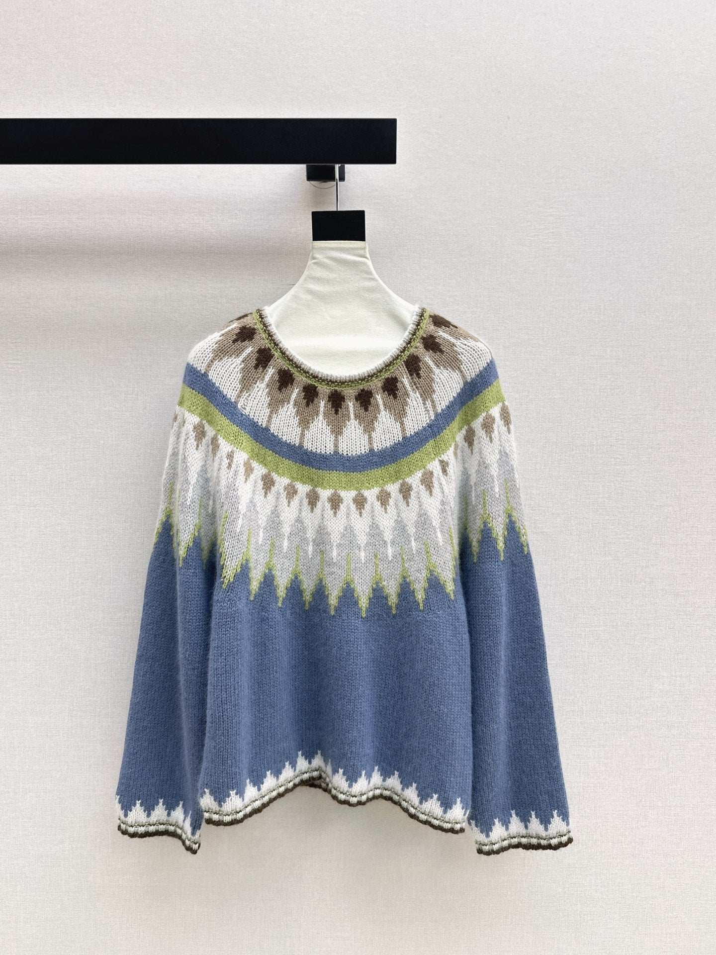 Loro NEW knitted sweater