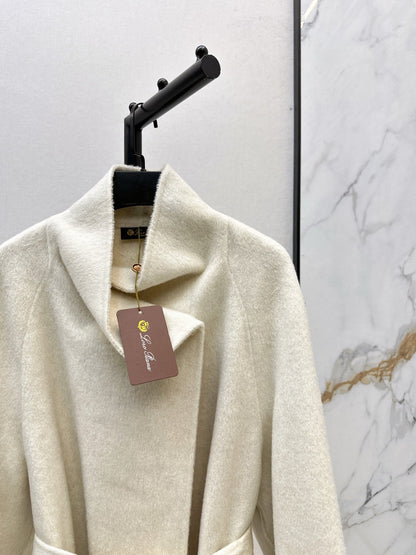 Loro NEW woolen coat