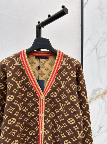 Louis NEW V-neck cardigan