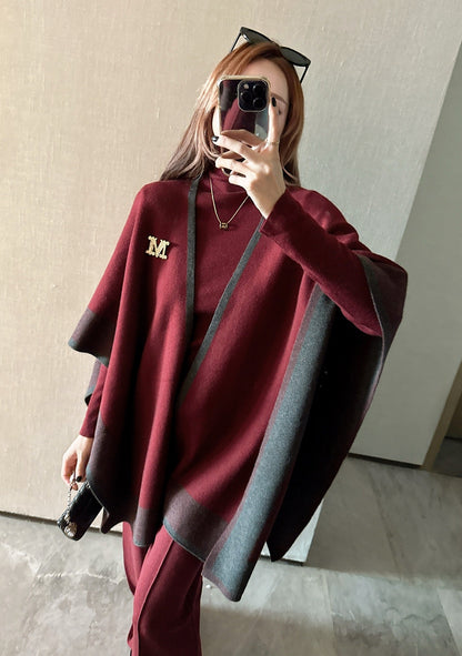 Max NEW knitted suit