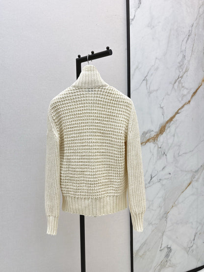 Mocn NEW down jacket