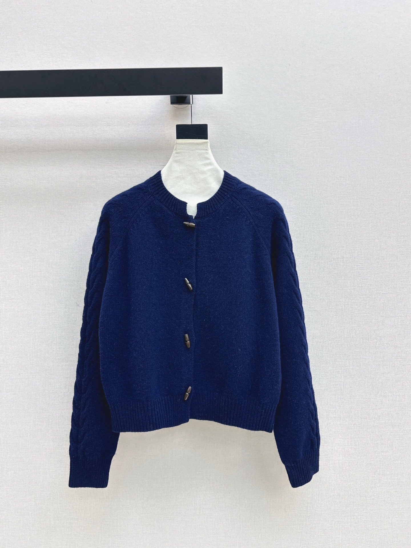 Max NEW Crew neck cardigan