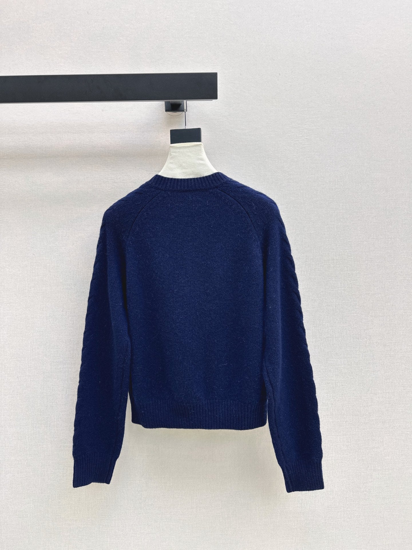 Max NEW Crew neck cardigan