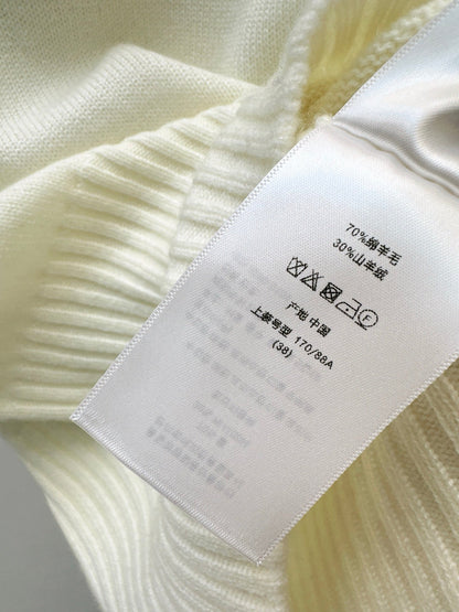 CD NEW knitted sweater