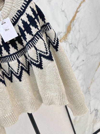 CD NEW knitted sweater