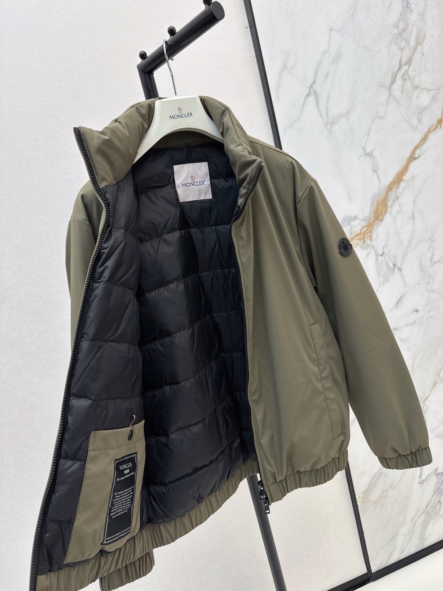 Mocn NEW down jacket