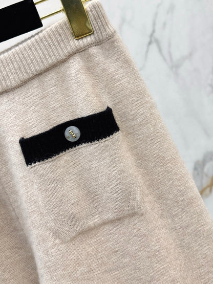 Chan NEW Color block pants