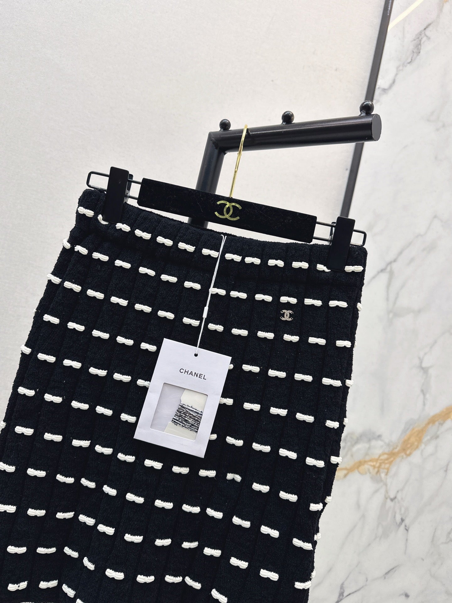 Chan NEW knitted skirt