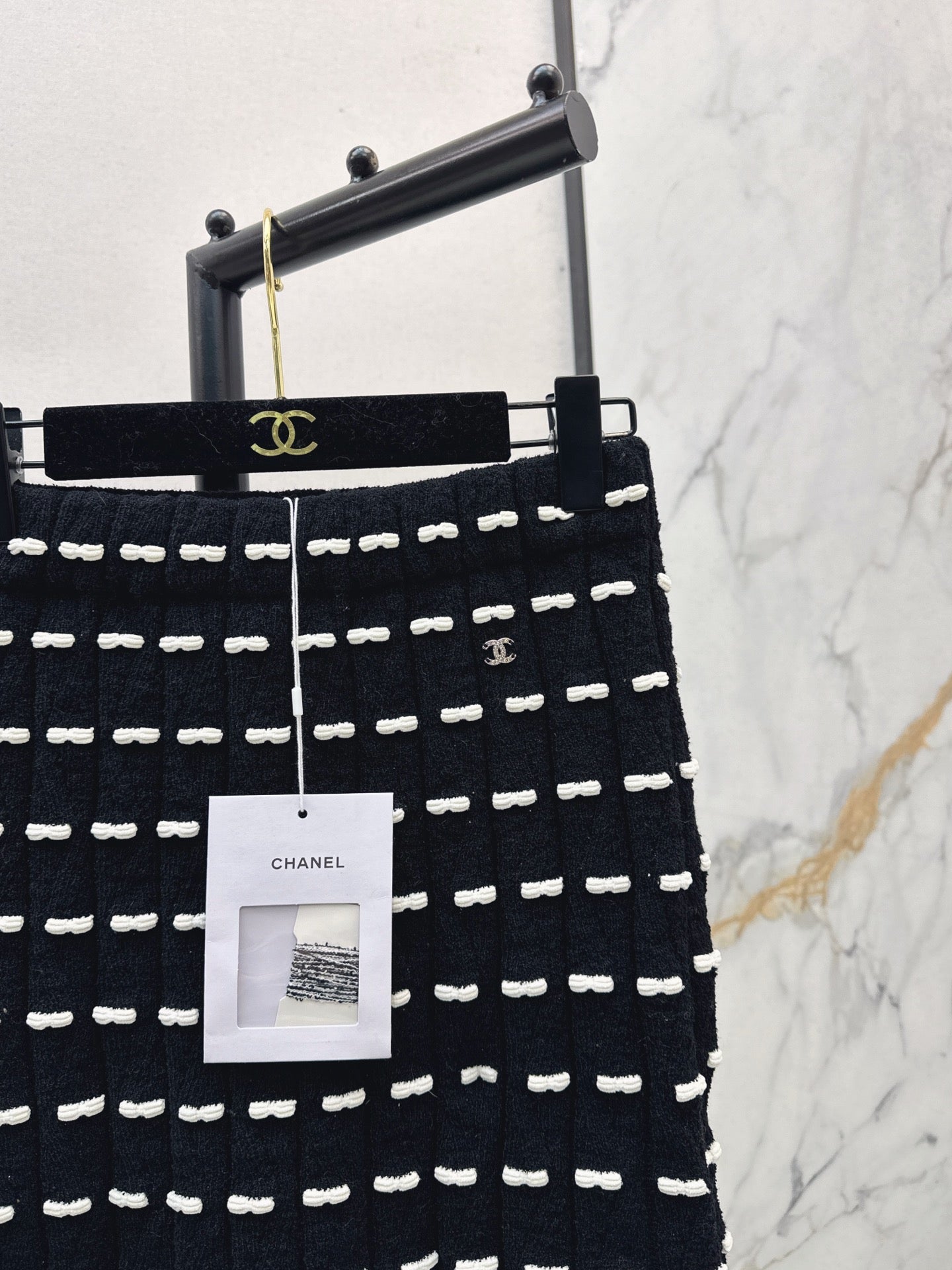 Chan NEW knitted skirt