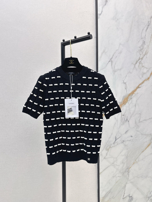 Chan NEW knitted sweater