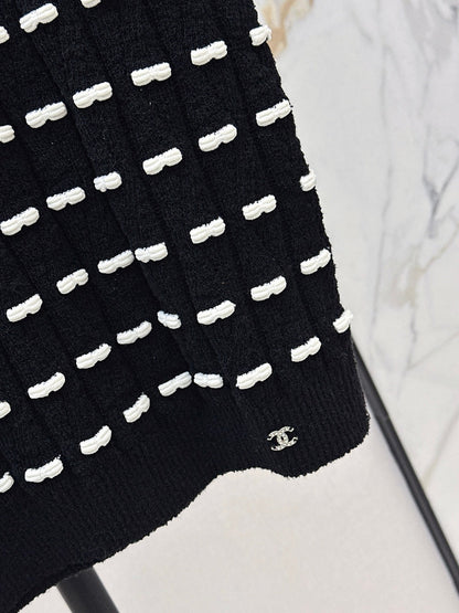 Chan NEW knitted sweater