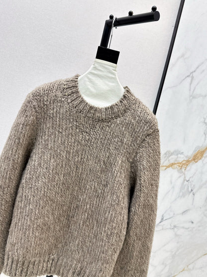 Es NEW wool sweater