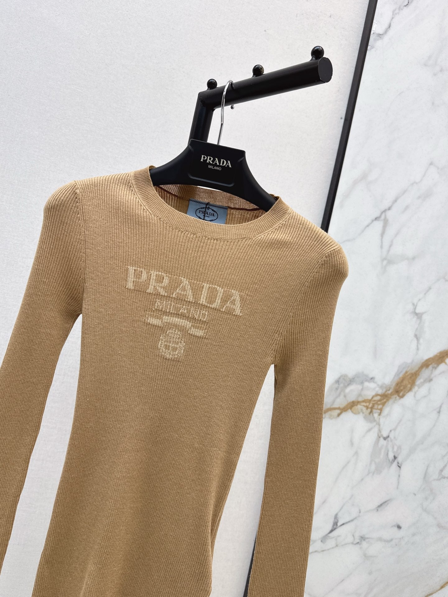 Pra NEW knitted sweater