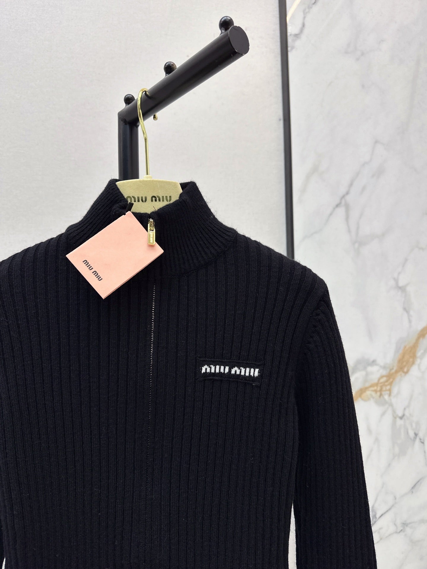 Miu NEW knitted cardigan